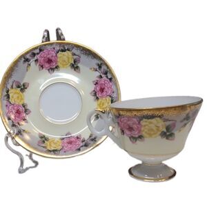 Vintage teacup/ saucer footed Royal Sealy China Japan pink yellow roses …